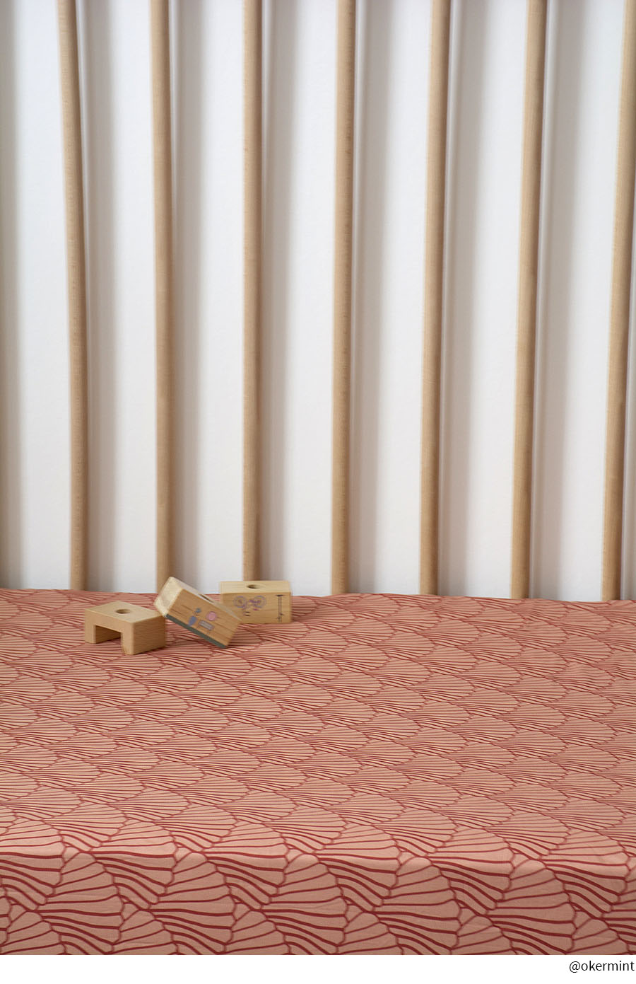 SEASHELLS | Terracotta+Burgundy | 40x80cm/ 15.7x31.5&quot; | Baby Fitted sheet